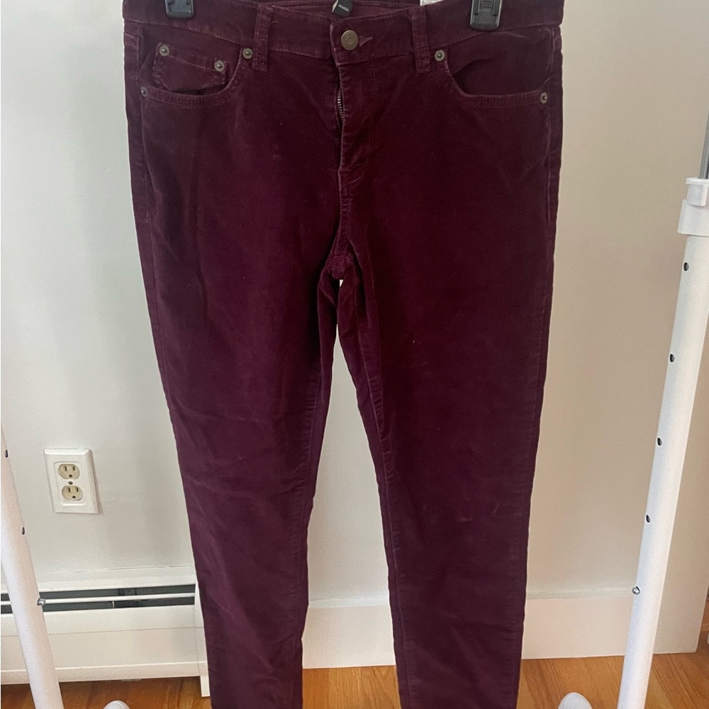 Banana Republic women’s Slim Jeans in maroon faux velvet